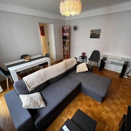 Appartement Avec Balcon En Centre Ville ブールジュ エクステリア 写真